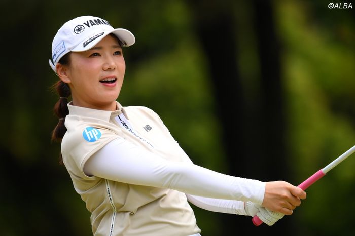 有村智恵が「歩くパワースポット」の2人と楽し過ぎるラウンド 「元気