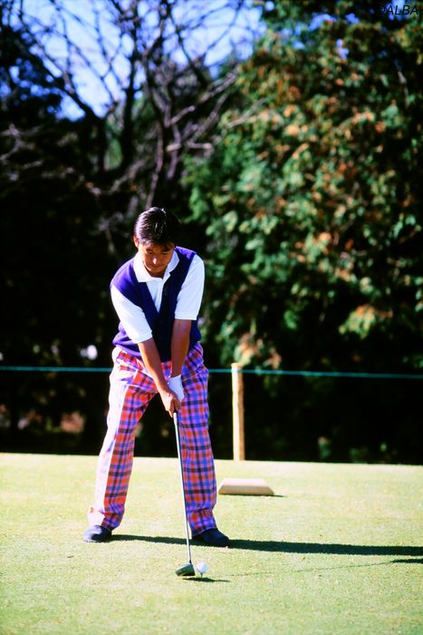 写真] 30年前から掌屈&シャットフェースで飛ばしてた!? ツアー32勝
