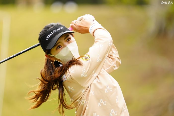 肉体改造、成功! 臼井麗香が初優勝に向けて好発進