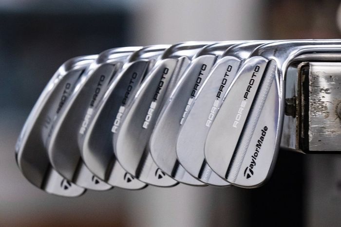写真] マキロイのマスターズ連覇を祝して、テーラーメイドが『RORS