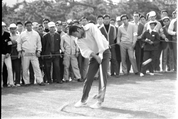 写真] ジャンボ尾崎を写真で振り返る 国内男子ゴルフ JGTOツアー の