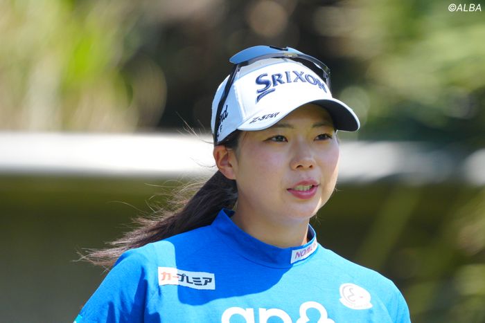 20歳の菅楓華が2勝目に王手 女王・佐久間朱莉は「77」で4差4位
