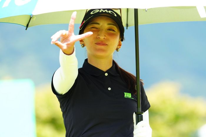 脇元華と金田久美子が函館夜景を堪能、SNS投稿写真に「絵になるなぁー