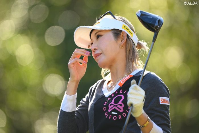 金田久美子にはやっぱり金髪がお似合い?(撮影:佐々木啓)