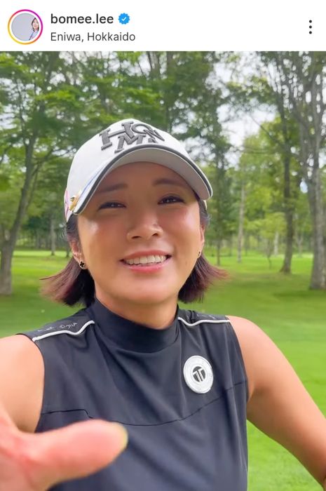 イ・ボミが夫婦そろって北海道で誕生日ゴルフ ミスショットを悔しがる