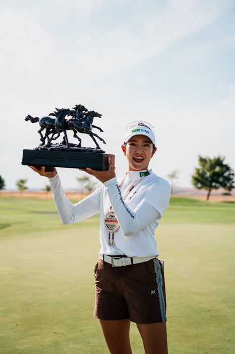 JLPGA 女子ゴルフ 政田夢乃 直筆サイン入り写真 ② 原英莉花 渋野日向子 JLPGA 女子ゴルフ 政田夢乃 直筆サイン入り写真 ③ 原英莉花