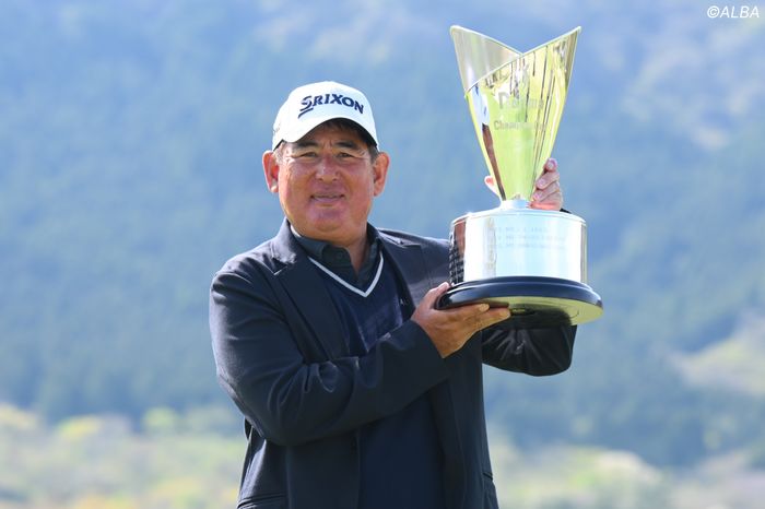 51歳・髙橋竜彦が逆転でシニア初V 兼本貴司、すし石垣2位 - ゴルフ総合
