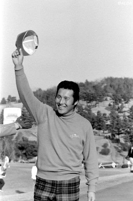 写真] ジャンボ尾崎を写真で振り返る 国内男子ゴルフ JGTOツアー の