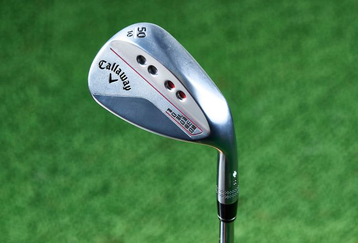 手とクラブが一体化した感覚で自在に技が使えるツアー仕様ウェッジ