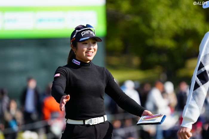 エポック ワン【佐久間朱莉】昨季の年間女王が貫禄の開幕V（26.3.8） 速報＞佐久間朱莉が8バーディ「65」で急浮上 年間女王戴冠へフル