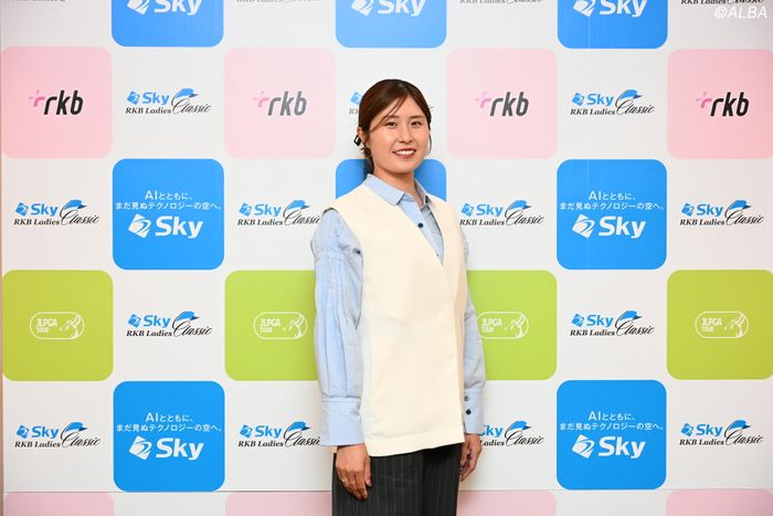 ドレス / 政田 夢乃、吉田 鈴の写真、2026/5/13 18:01 - ゴルフ総合