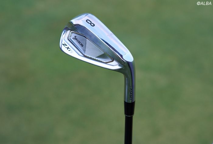 写真] ルーキー都玲華の14本 「FWはショップで探した『ゼクシオX』が