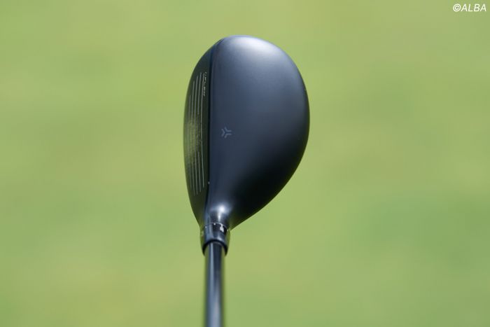 写真] 初優勝を飾った菅楓華 「ドライバーは大きすぎない”操作