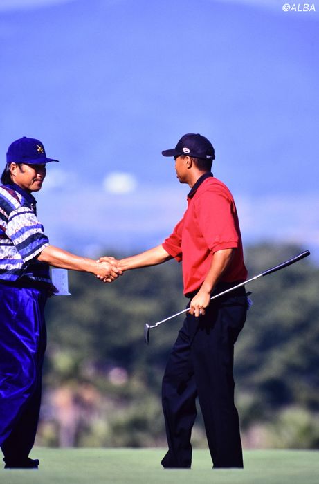 写真] ジャンボ尾崎氏を追悼 男子ツアーのISPS主催大会が名称変更へ