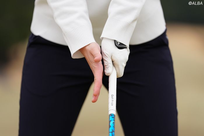 マジか!? ドラコンの世界女王・大和田紗羅の飛びグリップは、右手が