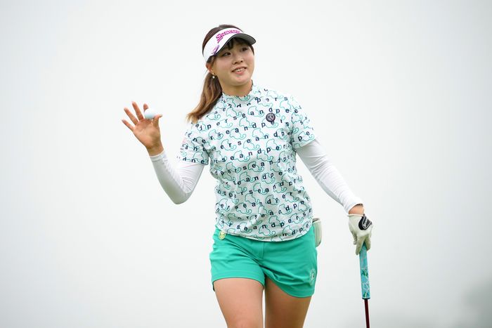 都玲華の緑コーディネート、似合っていますね