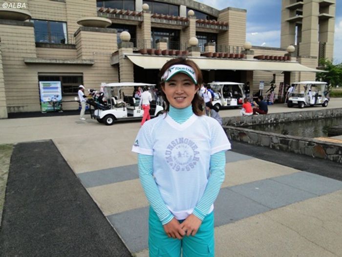 ステップアップ2勝目を狙う三井美智子が首位「思いきり頑張りたい」