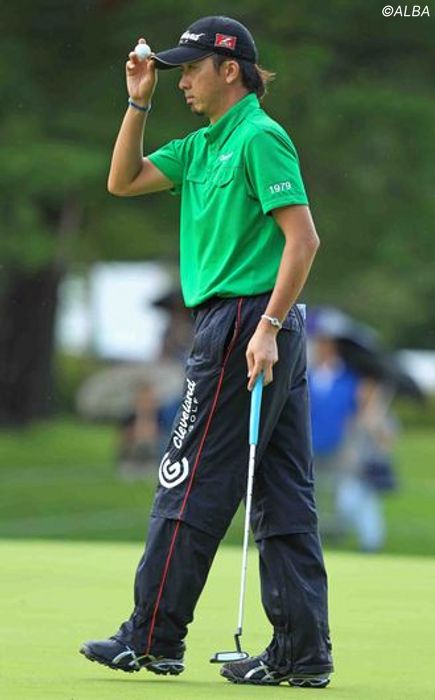 諸藤、圧巻2イーグルで単独首位浮上!ツアー初Vチャンス到来!