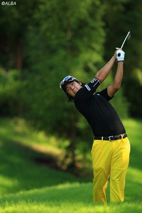 27位タイで決勝ラウンドに進む石川遼