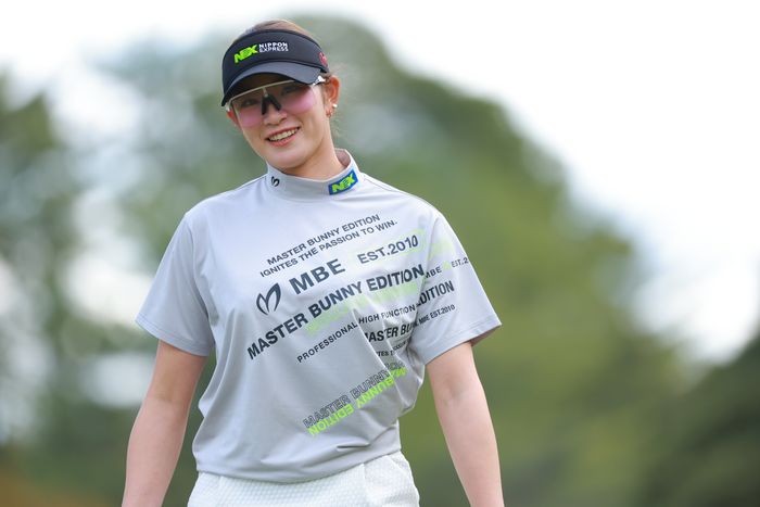 笑顔がまぶしい原英莉花