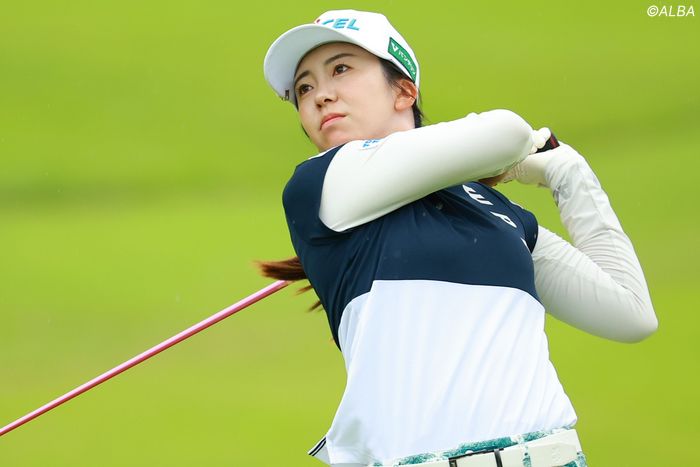 堀琴音が単独首位で週末へ 日本女子OP史上初のカットライン“-1