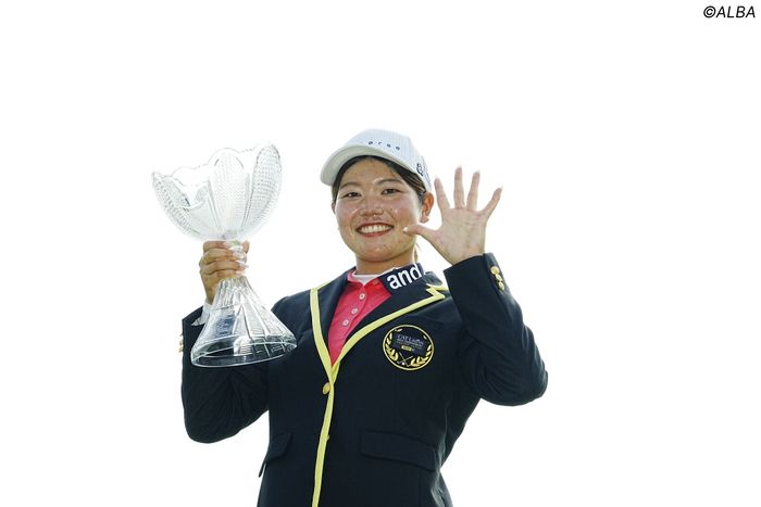 エポック ワン【櫻井心那】2年ぶりのJLPGAツアー5勝目（25.8.24） 櫻井心那 完全優勝で2年ぶりのツアー5勝目 ｜JLPGA｜日本女子プロ