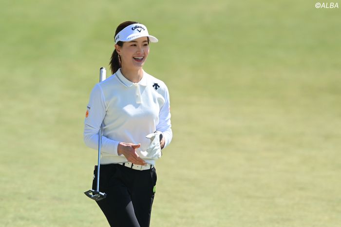 青木香奈子　サクラ 青木香奈子は『80点』のプロデビュー戦 “青木大先輩”とのV争いに意欲も