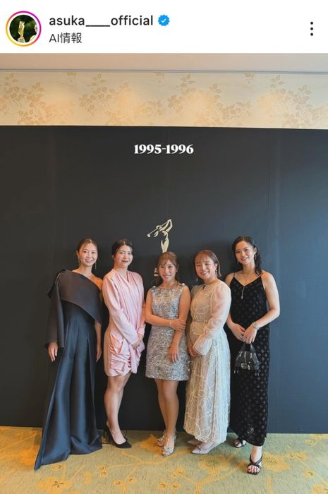 天使と悪魔」の2ショット!? 白いドレスの渡邉彩香と黒いドレスの柏原