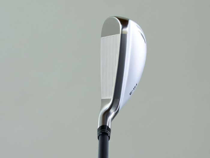 ゴルフクラブよ、美しく、やさしく、かっこ良くあれ。フォーティーンの