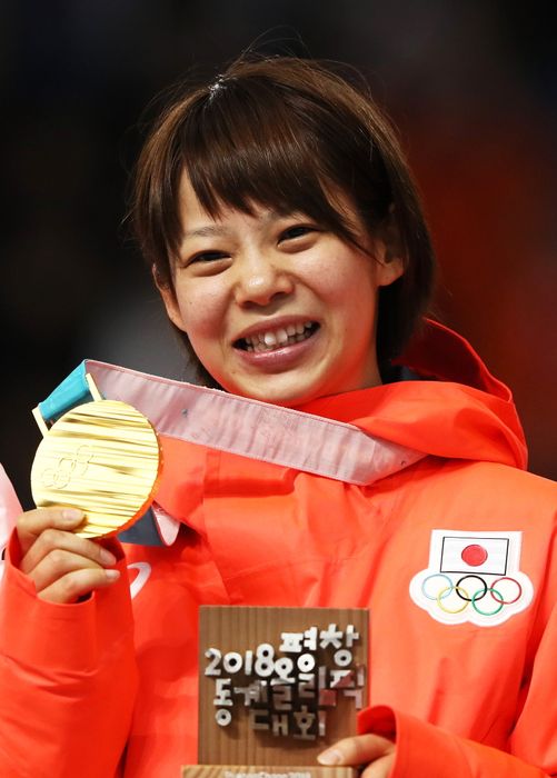 スピードスケート 高木菜那 直筆サイン色紙 オリンピック 五輪