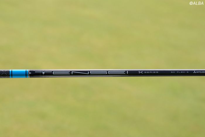 写真] 初優勝を飾った菅楓華 「ドライバーは大きすぎない”操作