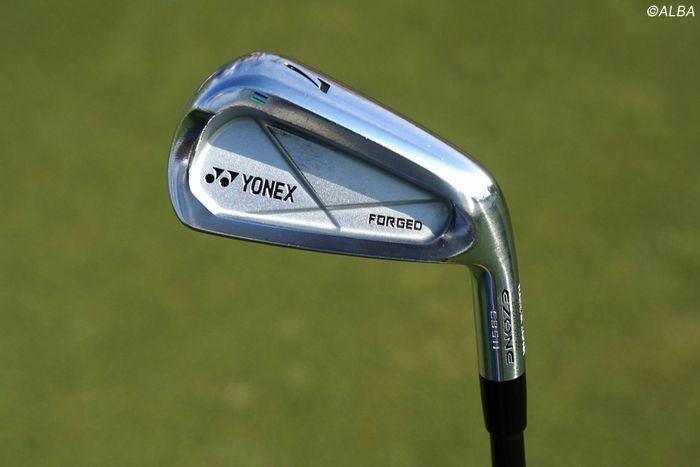 岩井姉妹はどちらも6番アイアン2本入り！ 使用モデルも一緒だが