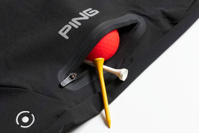 使い勝手のいい小型ポケット