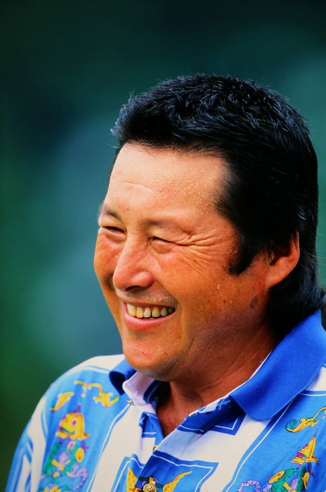栄光、不振、孤独な戦い… 同時代を生きた記者が明かすジャンボ尾崎さん