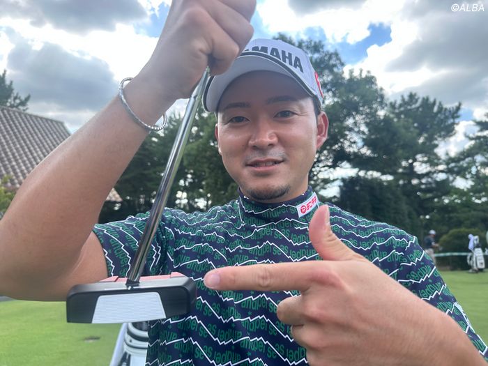 石川遼、今平周吾も興味津々のオデッセイ新作“レッドパター