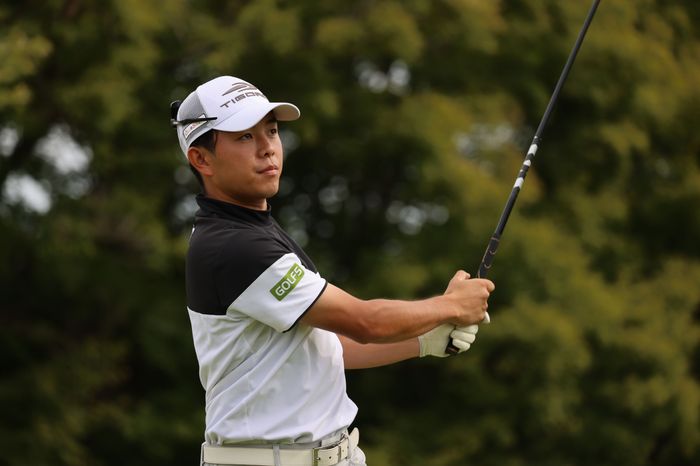 飛んで曲がらない22歳のルーキーが狙うツアー初V 最終日は歴代賞金王と