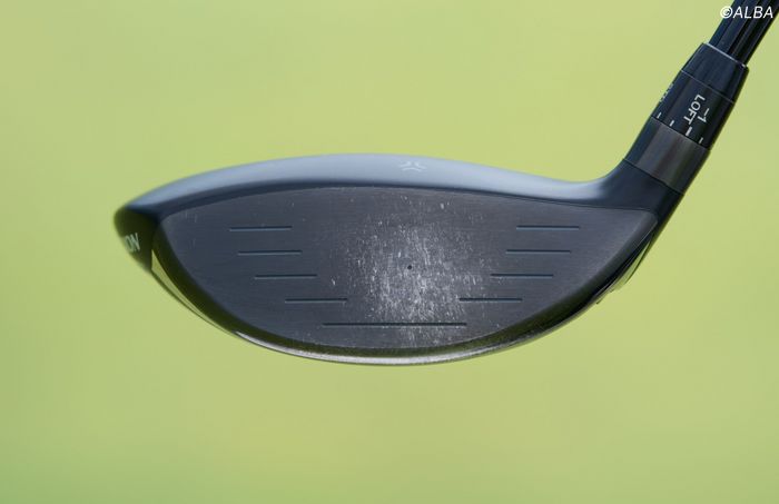 写真] 初優勝を飾った菅楓華 「ドライバーは大きすぎない”操作