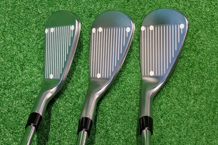 X FORGED』アイアンとウェッジはセットで！「こんなに下まで揃った顔は