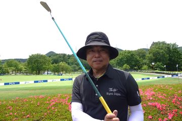 片山晋呉が“世界初”のアイアン用カーボンシャフト投入 衝撃吸収材入り