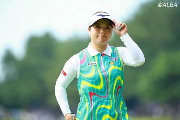 女子開幕戦で注目すべき点！ アース製薬所属の真鍋早彩のキャディ
