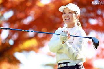 青木香奈子　サクラ 青木香奈子 サクラ 青木香奈子がツアー初優勝 脇元華の妹・桜は2位
