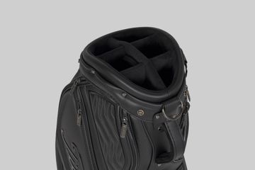 オールブラック”がクールすぎる！ タイトリスト「Newアルバトロス