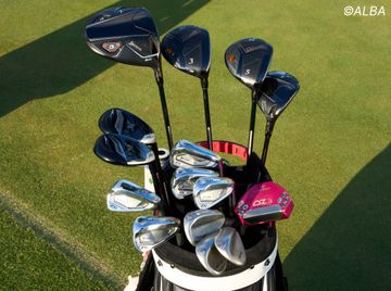 ルーキー都玲華の14本 「FWはショップで探した『ゼクシオX』が手放せ