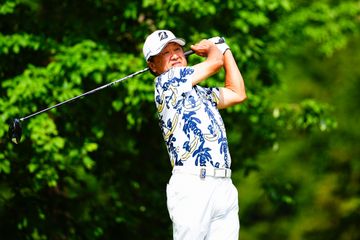 69歳コンビ躍動 室田淳と倉本昌弘が“Wエージシュート”達成 - ゴルフ