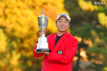 アダム・スコットのキャップに異変。「タイトリスト」ロゴはどこへ