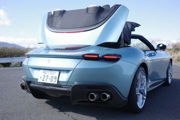 オープンカーにもなるのに何だこの上品なフェラーリは⁉ 助手席に愛用の