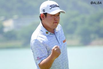 原辰徳さんサイン入り ゴルフ キャップ 帽子 新品 白 アンダーアーマー 読売巨人軍前監督・原辰徳氏のサイン入りバット 横田真一は「飾らない