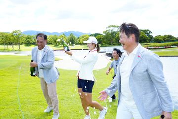大東建託 いい部屋ネットレディス ４枚 大東建託・いい部屋ネットレディス 2025 ライブフォト ROUND4