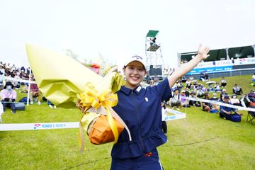 脇元華が涙の初優勝 有言実行でつかんだ凱旋切符【2025年“この1シーン