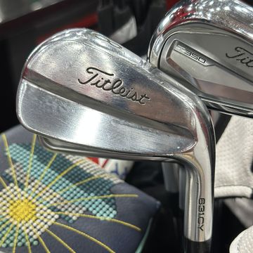 キャメロン・ヤングが嬉しい初V！『Pro V1x』のプロトタイプを投入して